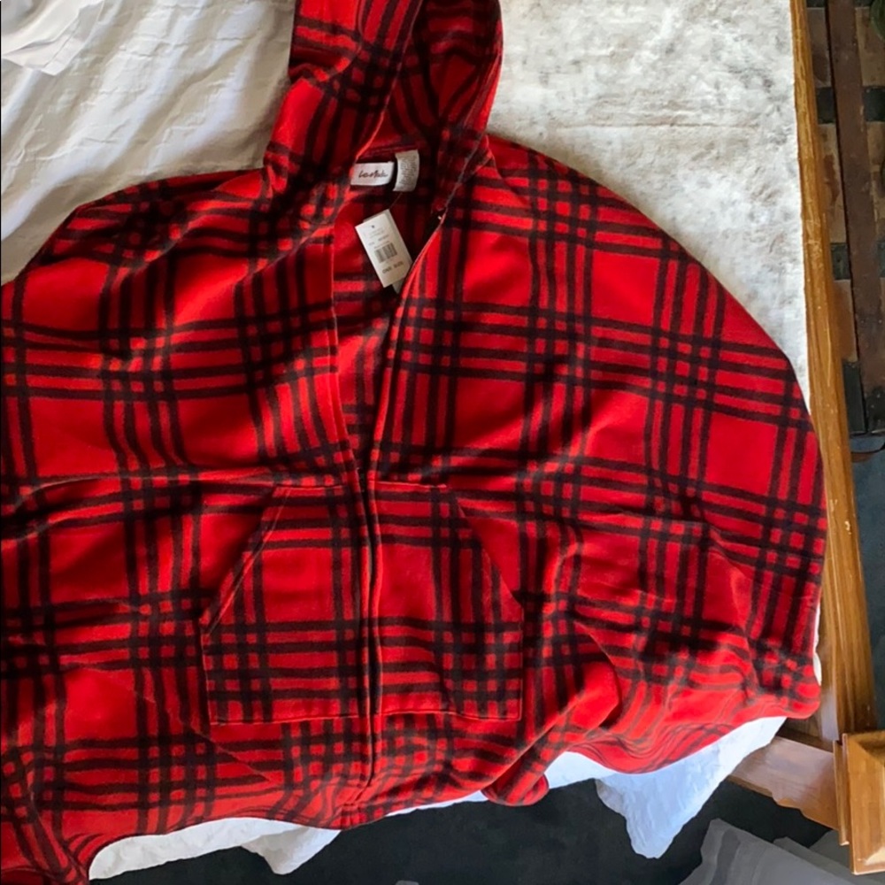 Oversized Le Moda poncho in red plaid